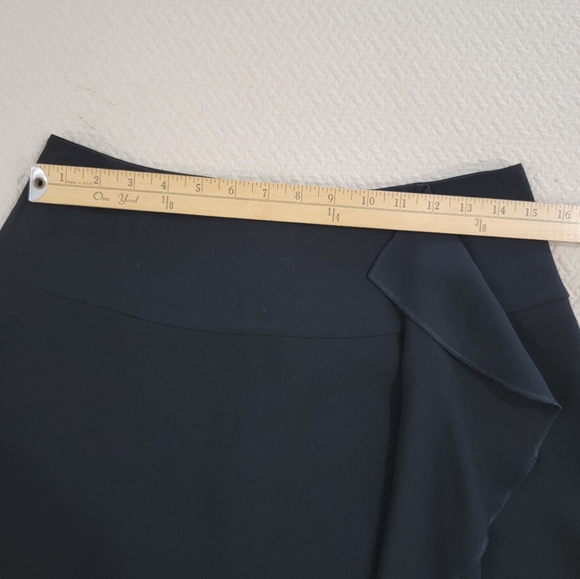LOFT Black Skirt With Ruffle Women's Size 6 Mini Flowy - Picture 8 of 13